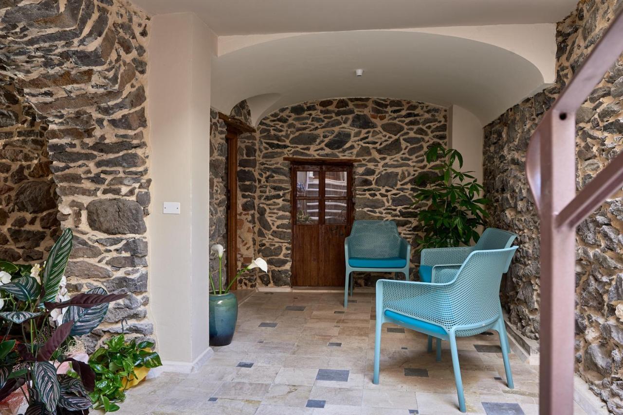 Casa Masuri, Nel Cuore Di Dorgali Exterior foto