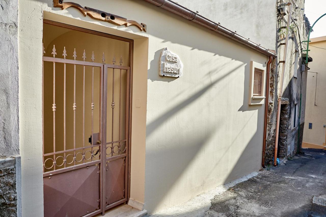 Casa Masuri, Nel Cuore Di Dorgali Exterior foto